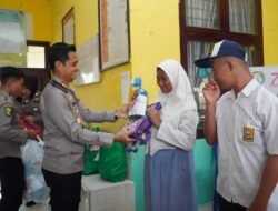 Polres Rohul Gelar Bakti Sosial Cek Kesehatan dan Penyaluran Sembako di SLB Negeri