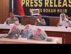 Kapolres Rohil Press Release Kurang dari 1 X 24 Jam Polsek Pujud Berhasil Tangkap Tersangka Pembunuhan Buang Mayat ke Bekoan