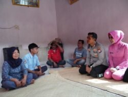 Siswa SMK 1  bangun purba yang tertunda ujian karena biaya di kunjungi dan di jadikan adik angkat Polres rokan hulu