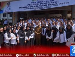 Pemkab Rohul Serahkan SK 1.461 PPPK Tahap I Formasi Tahun 2024