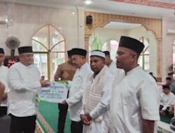 Safari Ramadan di Desa Koto Ruang, Sekda Rohul Serap Aspirasi Masyarakat dan Serahkan Santunan Anak Yatim