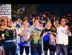 Cegah Balap Liar, Polres Rokan Hulu Fasilitasi Kreativitas Anak Muda Lewat Lomba Lari Malam