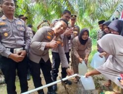 Atasi Kesulitan Air Bersih Polres Rohul Serahkan Sumur Bor di Lubuk Bilang