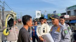 CAMAT UJUNG BATU BERSAMA POLSEK DAN PERWAKILAN DISHUB SOSIALISASI KENDARAAN BERMUATAN BESAR