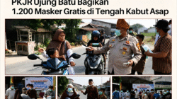 Lindungi Masyarakat dari Asap, PKJR Ujung Batu Bagikan Ribuan Masker di Jalan Lintas